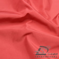 Водонепроницаемая и спортивная одежда для спорта на открытом воздухе Пуховая куртка Тканые ткани из персиковой ткани Twill Jacquard 100% Polyester Fabric (53084)